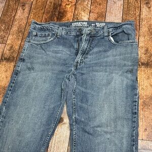 Signature Relaxed Fit Blue Jeans